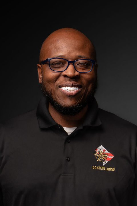 Enrique Simmons